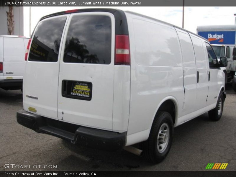 Summit White / Medium Dark Pewter 2004 Chevrolet Express 2500 Cargo Van