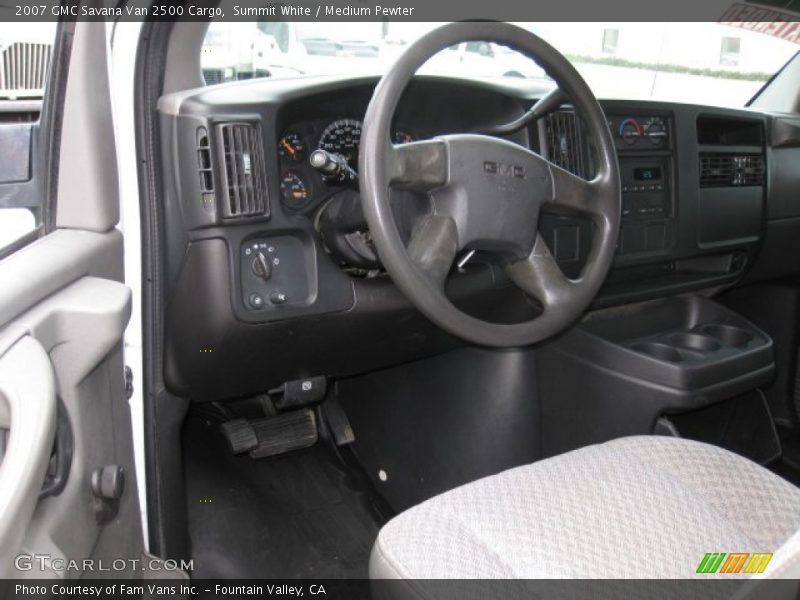 Summit White / Medium Pewter 2007 GMC Savana Van 2500 Cargo