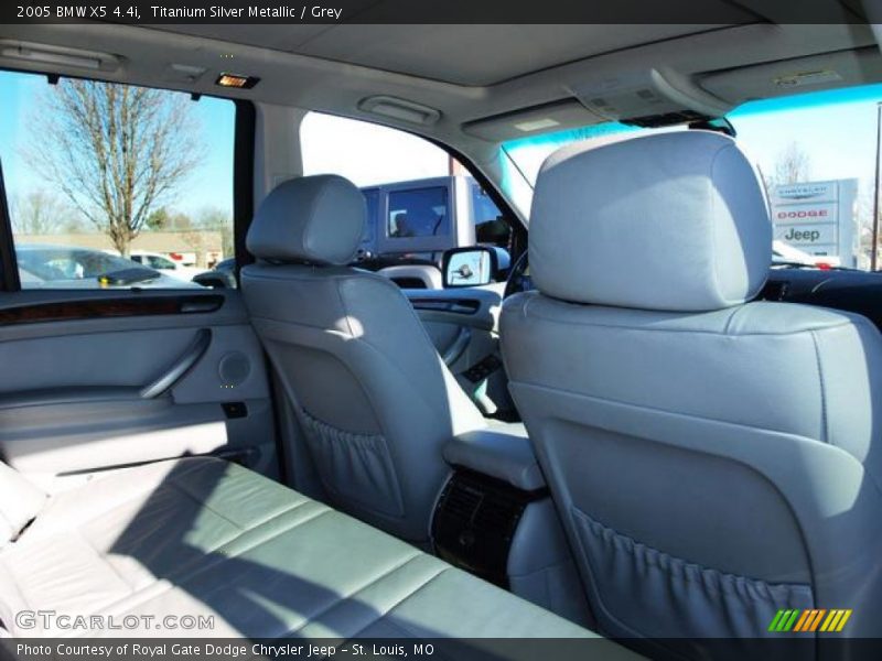 Titanium Silver Metallic / Grey 2005 BMW X5 4.4i