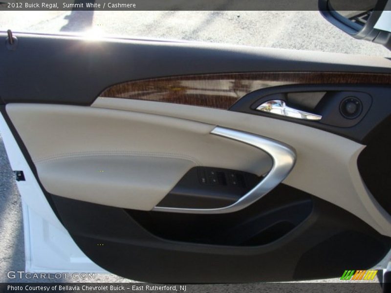 Summit White / Cashmere 2012 Buick Regal