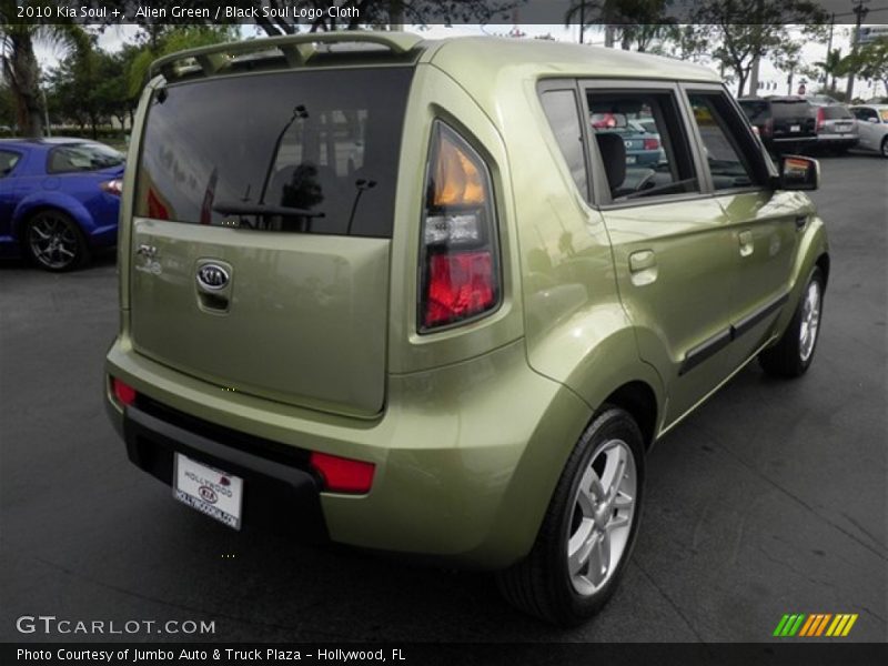 Alien Green / Black Soul Logo Cloth 2010 Kia Soul +