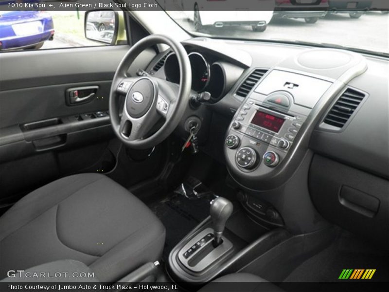 Alien Green / Black Soul Logo Cloth 2010 Kia Soul +