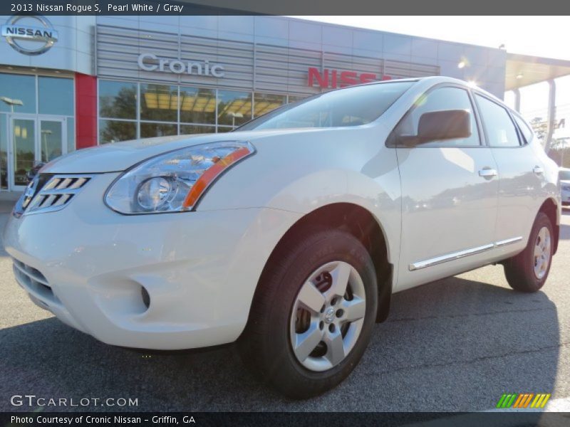 Pearl White / Gray 2013 Nissan Rogue S