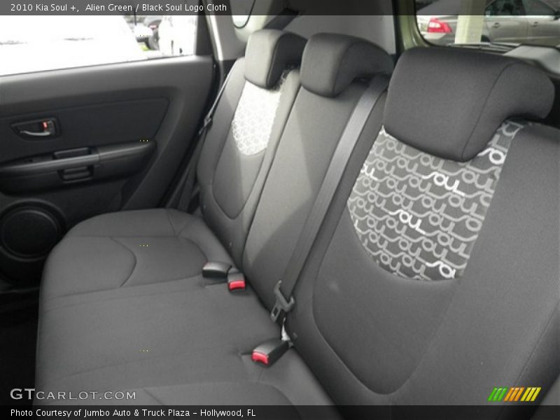 Alien Green / Black Soul Logo Cloth 2010 Kia Soul +
