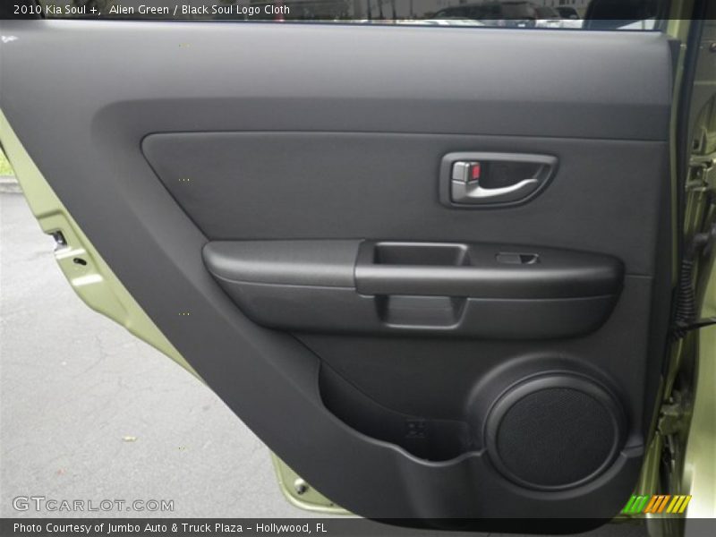 Alien Green / Black Soul Logo Cloth 2010 Kia Soul +