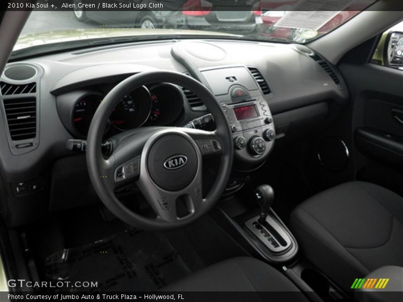 Alien Green / Black Soul Logo Cloth 2010 Kia Soul +