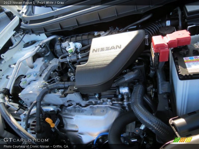 Pearl White / Gray 2013 Nissan Rogue S