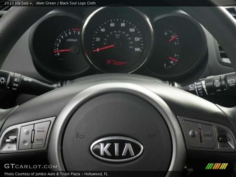 Alien Green / Black Soul Logo Cloth 2010 Kia Soul +