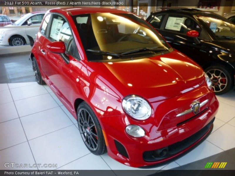 Rosso (Red) / Abarth Nero/Nero (Black/Black) 2013 Fiat 500 Abarth