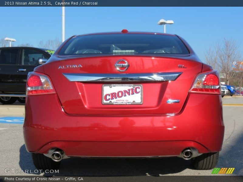 Cayenne Red / Charcoal 2013 Nissan Altima 2.5 SL