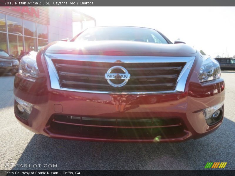Cayenne Red / Charcoal 2013 Nissan Altima 2.5 SL