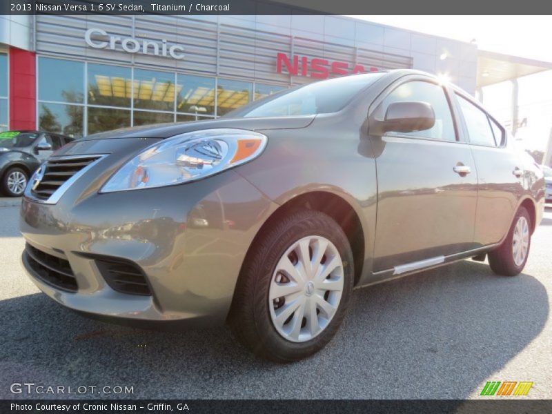 Titanium / Charcoal 2013 Nissan Versa 1.6 SV Sedan