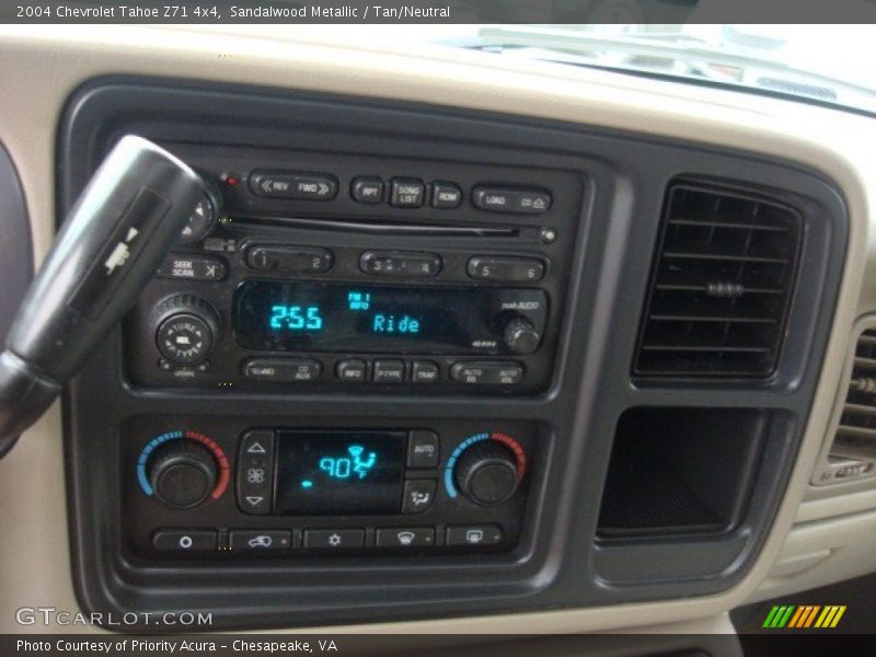 Sandalwood Metallic / Tan/Neutral 2004 Chevrolet Tahoe Z71 4x4
