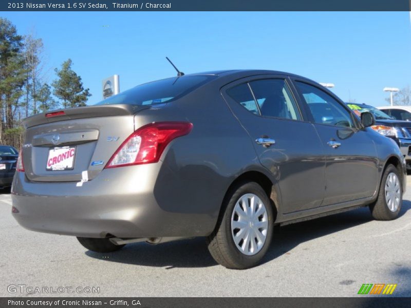 Titanium / Charcoal 2013 Nissan Versa 1.6 SV Sedan