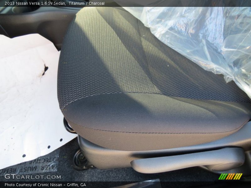 Titanium / Charcoal 2013 Nissan Versa 1.6 SV Sedan