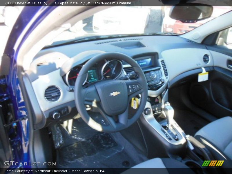 Blue Topaz Metallic / Jet Black/Medium Titanium 2013 Chevrolet Cruze LS
