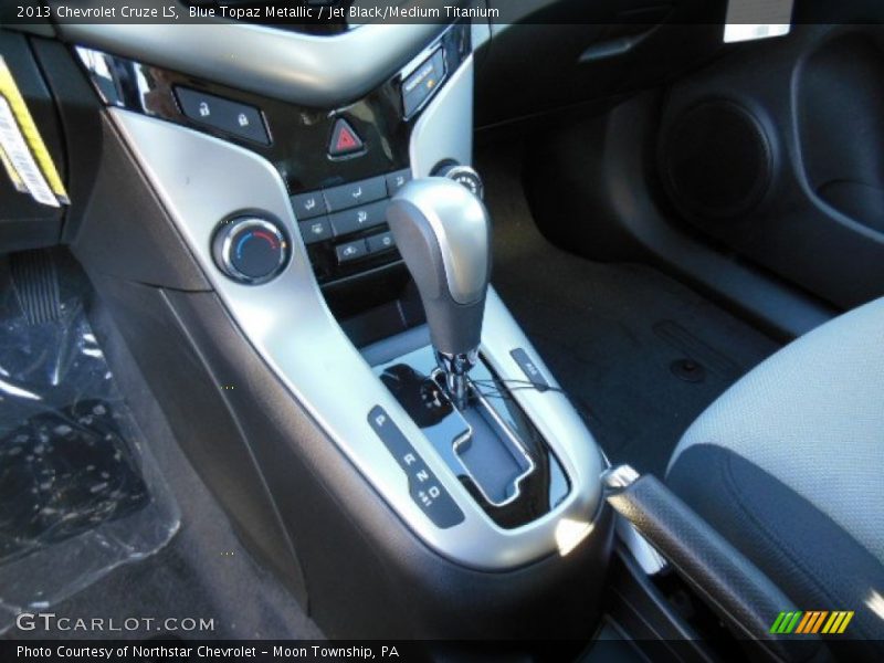 Blue Topaz Metallic / Jet Black/Medium Titanium 2013 Chevrolet Cruze LS