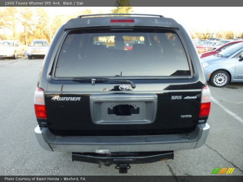 Black / Oak 1999 Toyota 4Runner SR5 4x4
