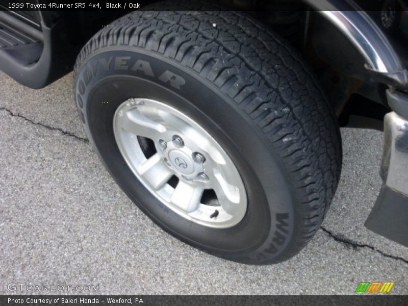 Black / Oak 1999 Toyota 4Runner SR5 4x4