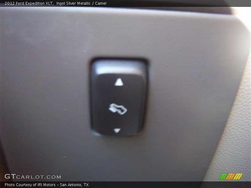 Ingot Silver Metallic / Camel 2012 Ford Expedition XLT