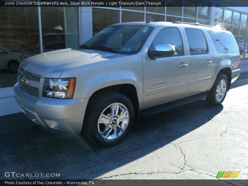 Silver Birch Metallic / Light Titanium/Dark Titanium 2009 Chevrolet Suburban LTZ 4x4
