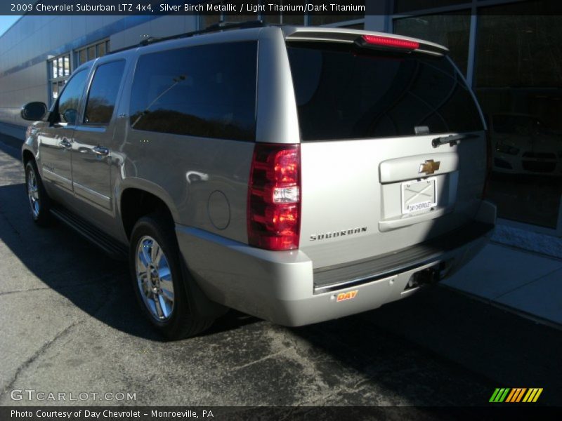 Silver Birch Metallic / Light Titanium/Dark Titanium 2009 Chevrolet Suburban LTZ 4x4