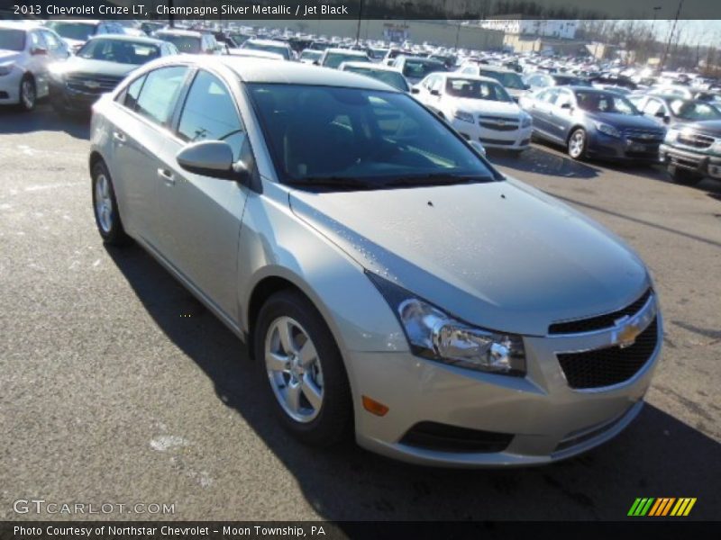 Champagne Silver Metallic / Jet Black 2013 Chevrolet Cruze LT