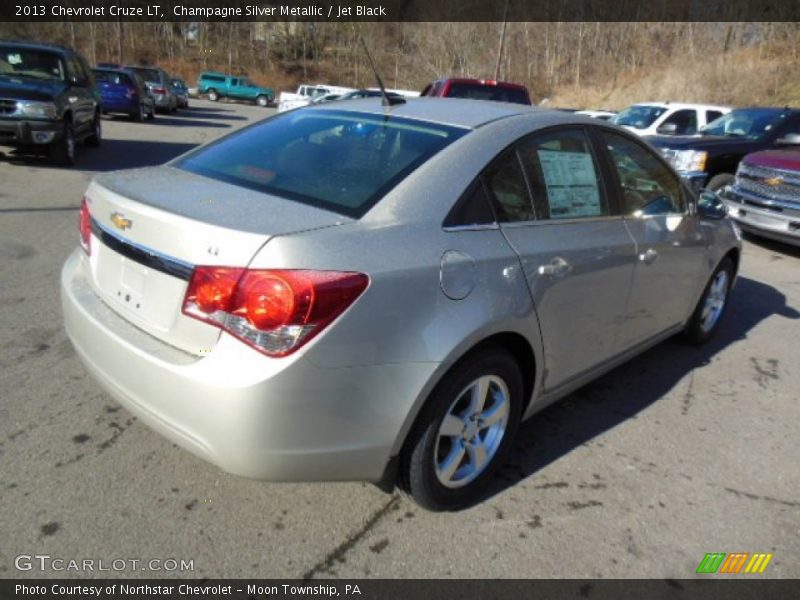 Champagne Silver Metallic / Jet Black 2013 Chevrolet Cruze LT