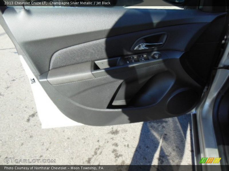 Champagne Silver Metallic / Jet Black 2013 Chevrolet Cruze LT
