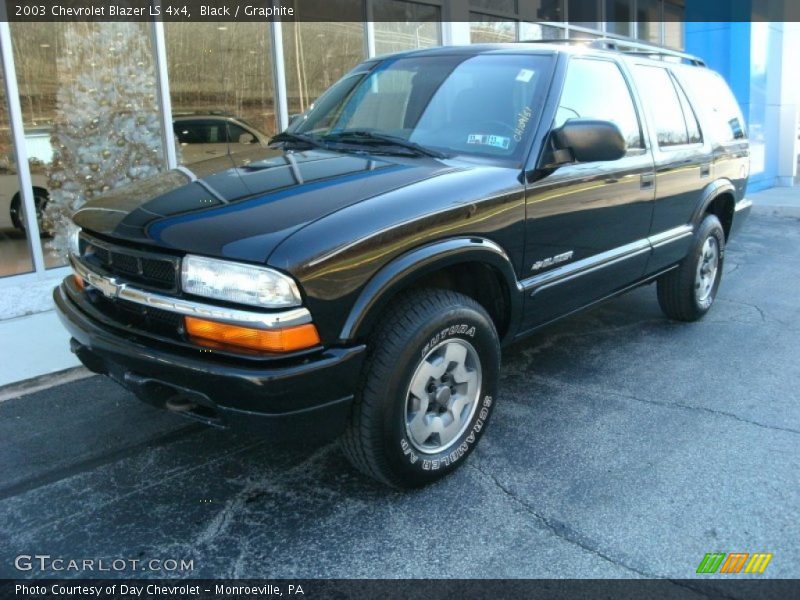Black / Graphite 2003 Chevrolet Blazer LS 4x4