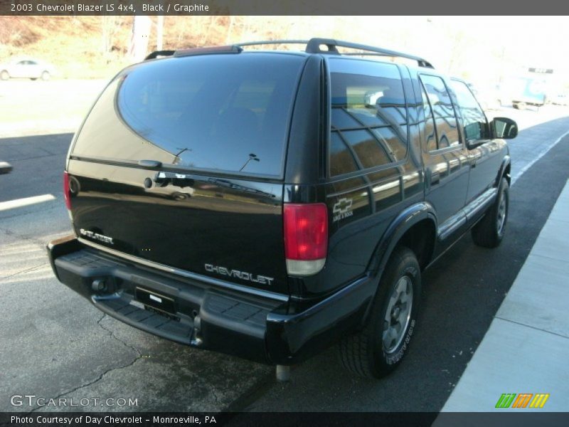 Black / Graphite 2003 Chevrolet Blazer LS 4x4