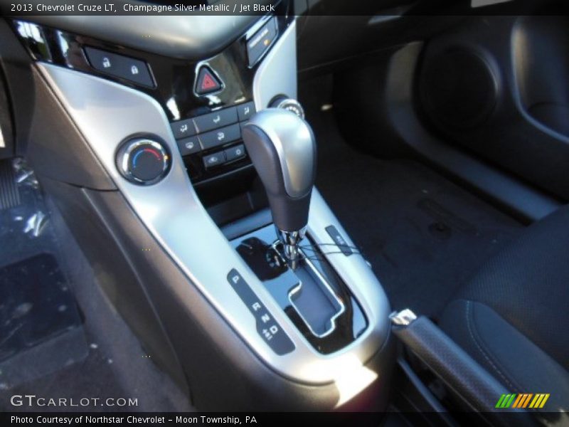 Champagne Silver Metallic / Jet Black 2013 Chevrolet Cruze LT