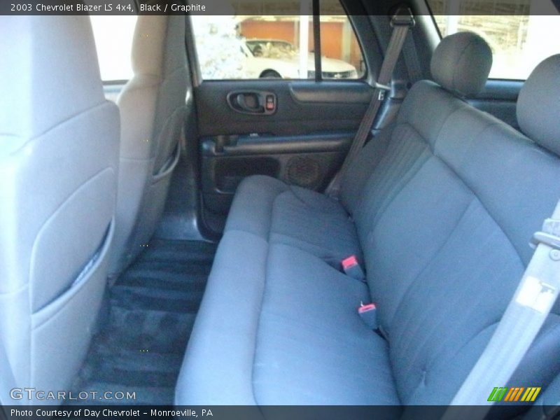 Black / Graphite 2003 Chevrolet Blazer LS 4x4