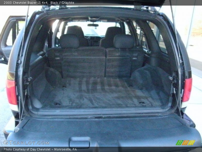 Black / Graphite 2003 Chevrolet Blazer LS 4x4