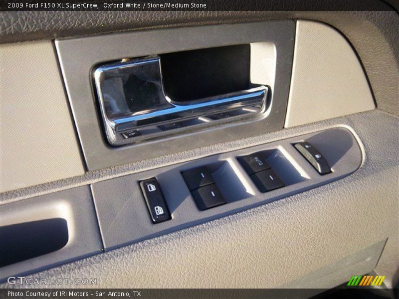 Oxford White / Stone/Medium Stone 2009 Ford F150 XL SuperCrew