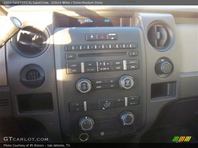 Oxford White / Stone/Medium Stone 2009 Ford F150 XL SuperCrew