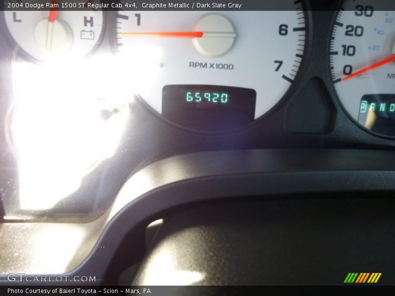 Graphite Metallic / Dark Slate Gray 2004 Dodge Ram 1500 ST Regular Cab 4x4