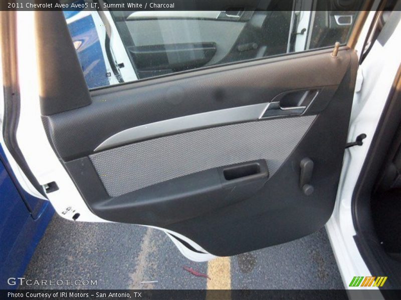 Summit White / Charcoal 2011 Chevrolet Aveo Aveo5 LT