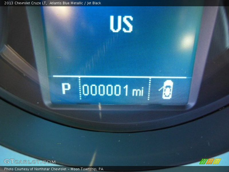 Atlantis Blue Metallic / Jet Black 2013 Chevrolet Cruze LT