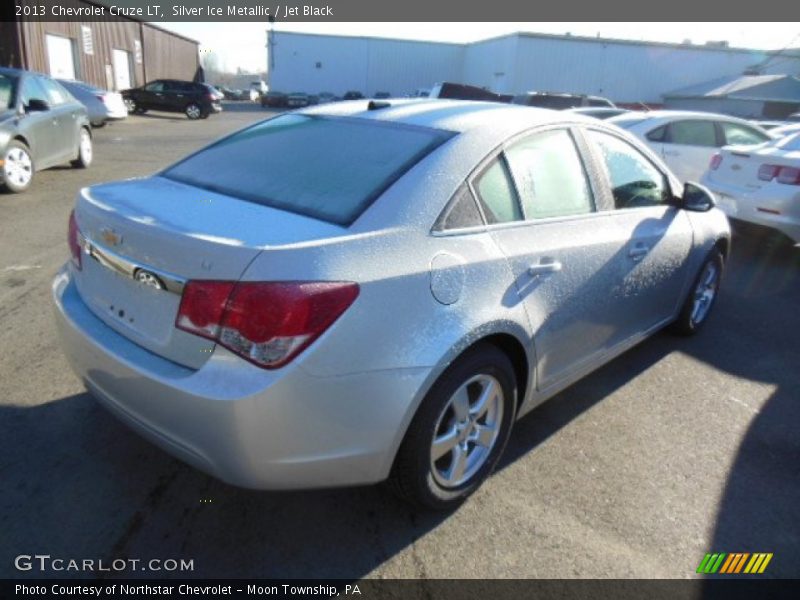 Silver Ice Metallic / Jet Black 2013 Chevrolet Cruze LT