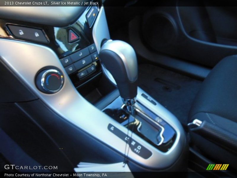 Silver Ice Metallic / Jet Black 2013 Chevrolet Cruze LT