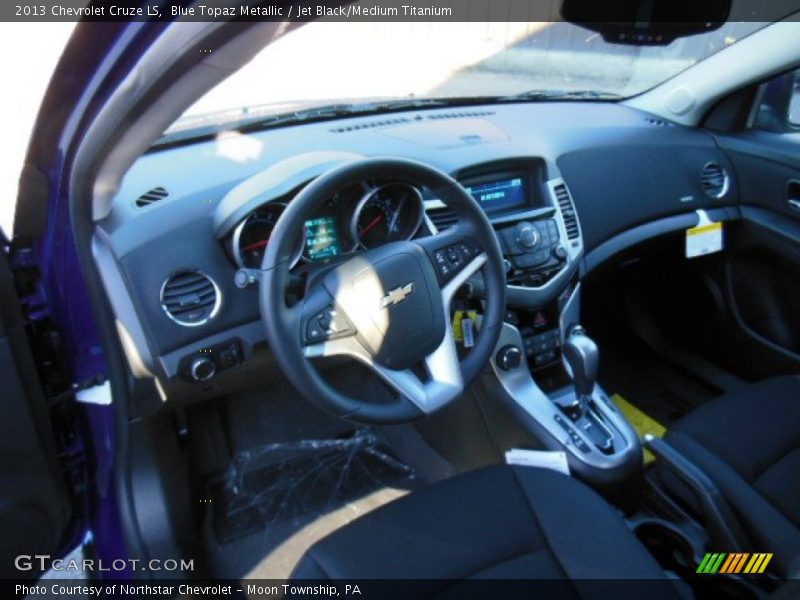 Blue Topaz Metallic / Jet Black/Medium Titanium 2013 Chevrolet Cruze LS