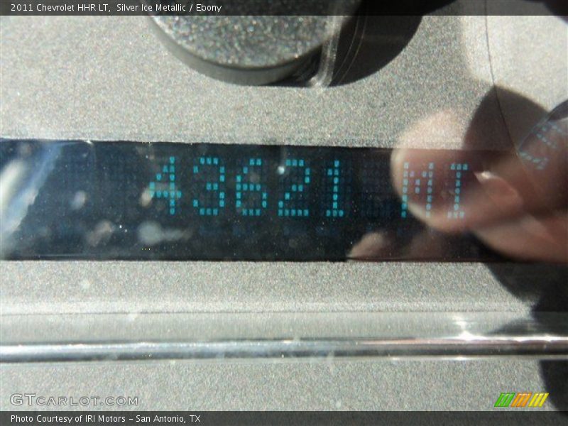 Silver Ice Metallic / Ebony 2011 Chevrolet HHR LT