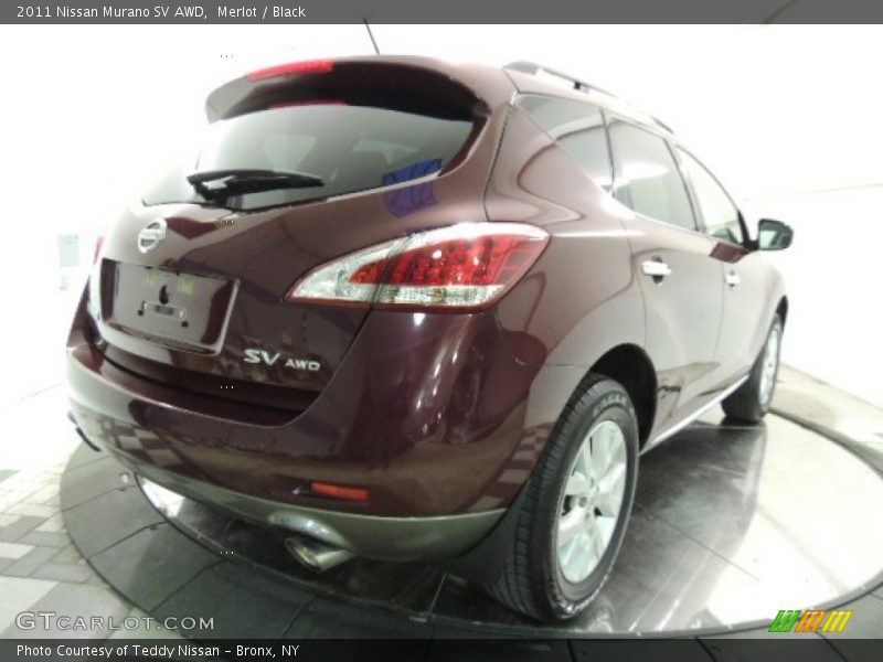 Merlot / Black 2011 Nissan Murano SV AWD
