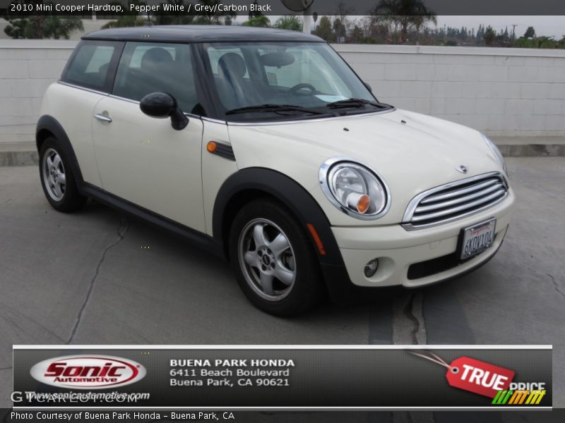 Pepper White / Grey/Carbon Black 2010 Mini Cooper Hardtop