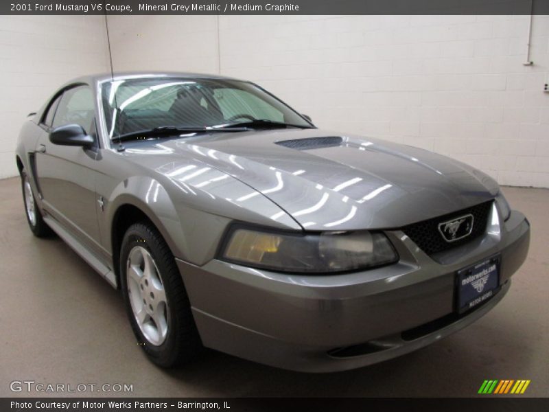 Mineral Grey Metallic / Medium Graphite 2001 Ford Mustang V6 Coupe