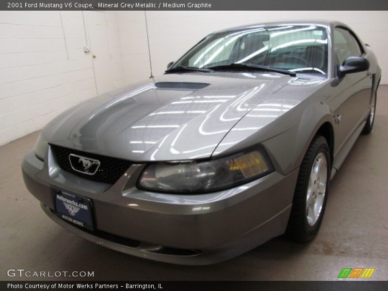 Mineral Grey Metallic / Medium Graphite 2001 Ford Mustang V6 Coupe
