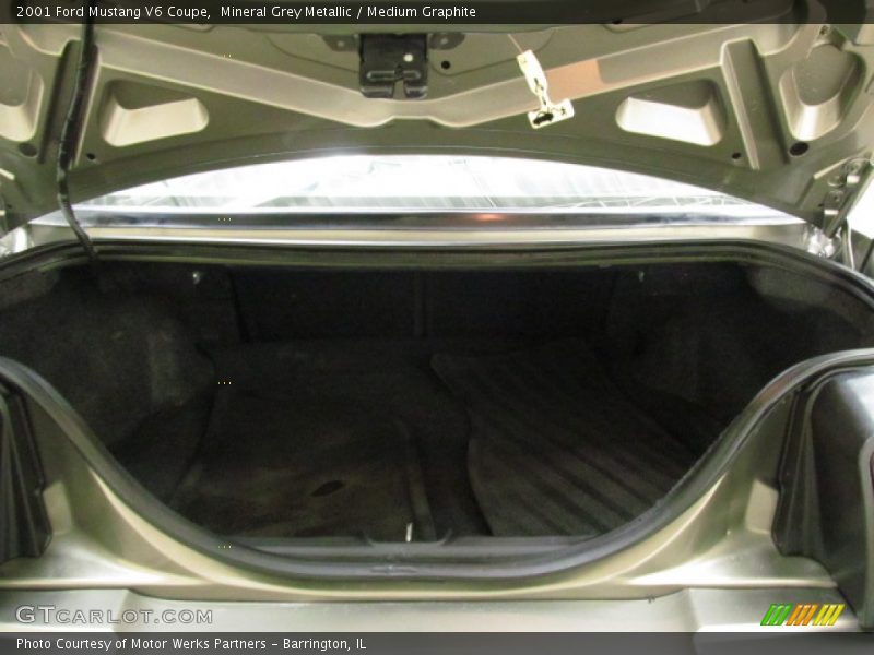 Mineral Grey Metallic / Medium Graphite 2001 Ford Mustang V6 Coupe