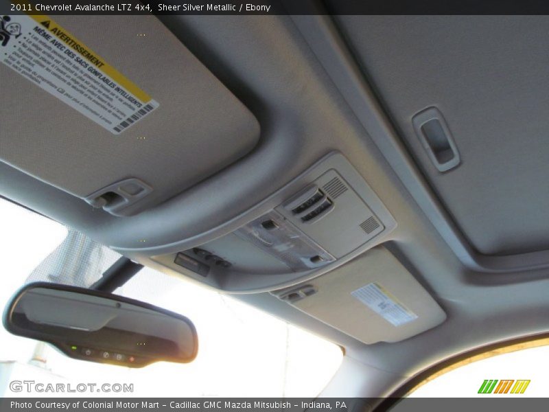 Sheer Silver Metallic / Ebony 2011 Chevrolet Avalanche LTZ 4x4