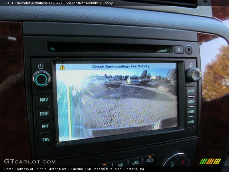 Sheer Silver Metallic / Ebony 2011 Chevrolet Avalanche LTZ 4x4